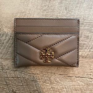 Tory Burch Kira Chevron Quilted Card Case